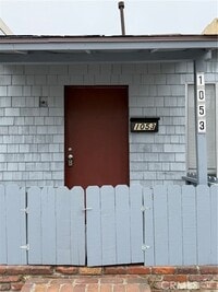 Building Photo - 1053 Loma Dr