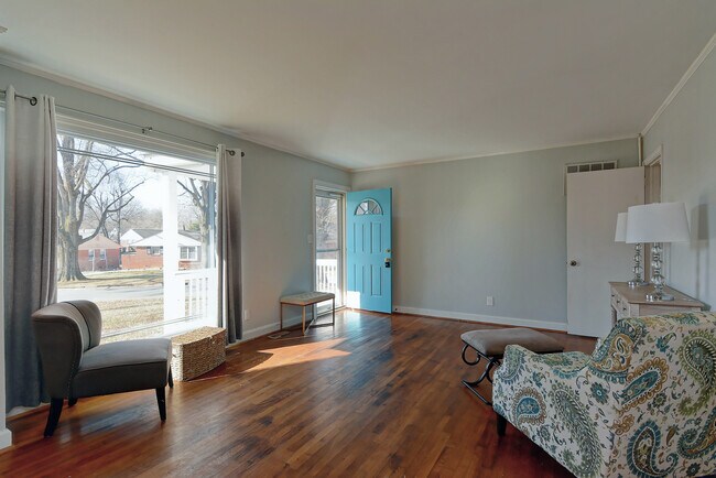 Building Photo - 1601 Cromwell Ct