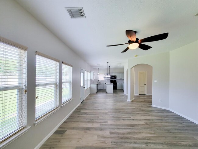 Building Photo - 21539 Kings Bend Dr