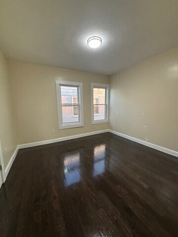 Building Photo - 609 Morton St
