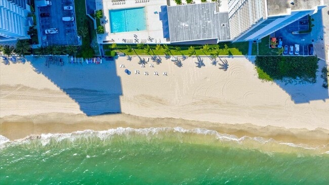 Building Photo - 4300 N Ocean Blvd