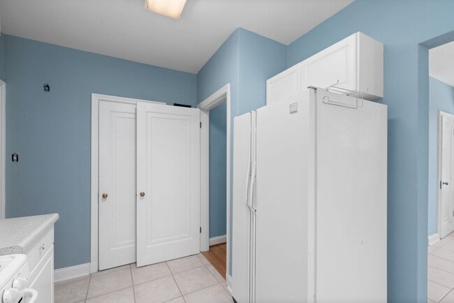 Building Photo - 7710 Brookline Terrace