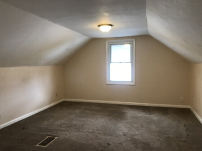 Building Photo - CALL TODAY TO RENT YOUR HOME SWEET HOME !!!