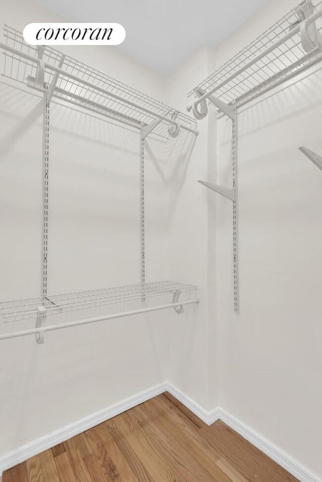 Building Photo - 76-15 35th Ave