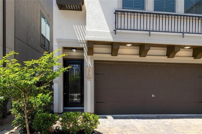 Building Photo - 1511 Peyton Oaks Pl