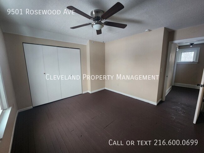 Building Photo - 9501 Rosewood Ave