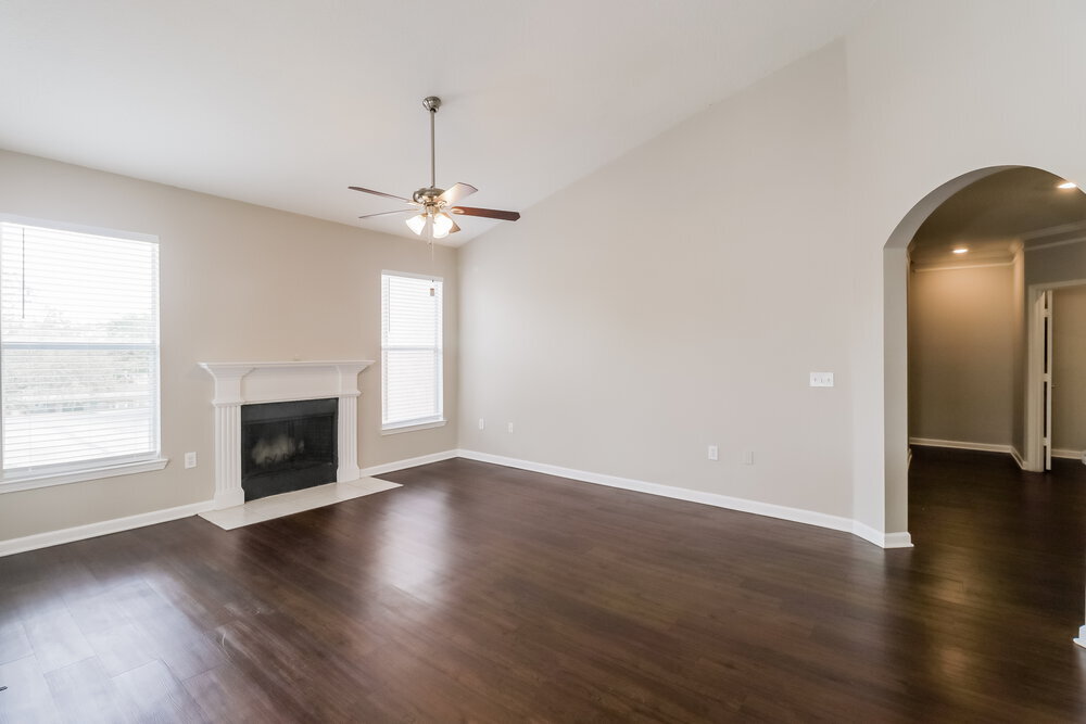 Building Photo - 17980 Villa Creek Dr
