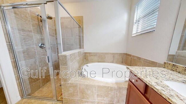 Building Photo - 17218 Blue Rdg Pl