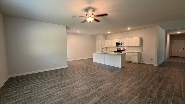 Building Photo - 17860 Lantana Loop