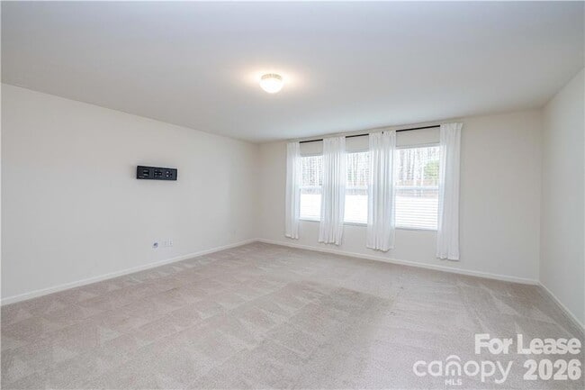 Building Photo - 824 Yorkshire Dr