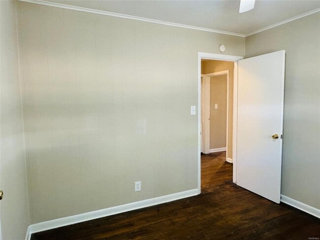 Building Photo - 3208 Durham Dr