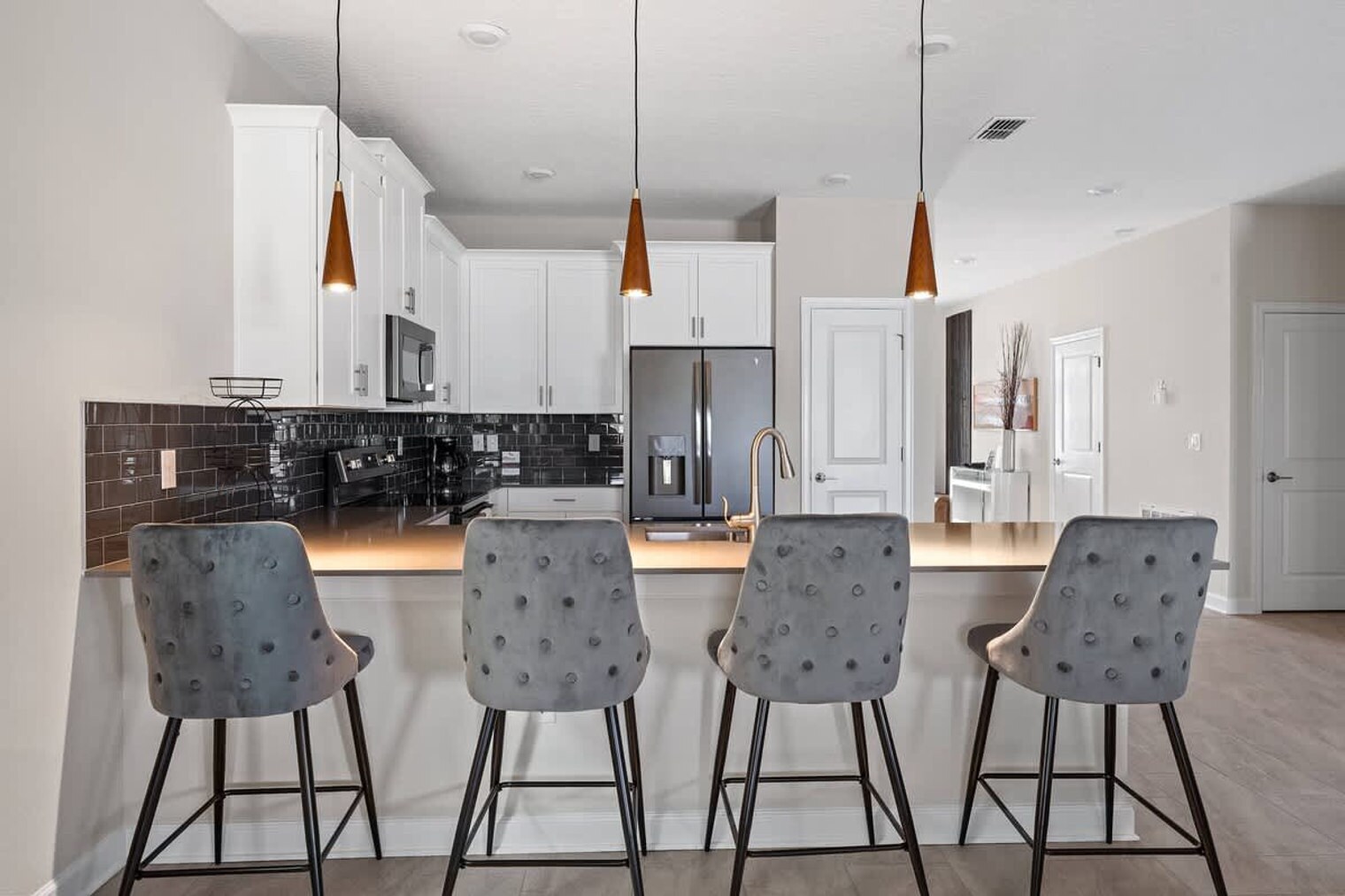 Building Photo - 2861 Bookmark Dr