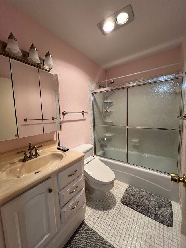 Building Photo - *55+ Community* 2nd floor furnished Condo