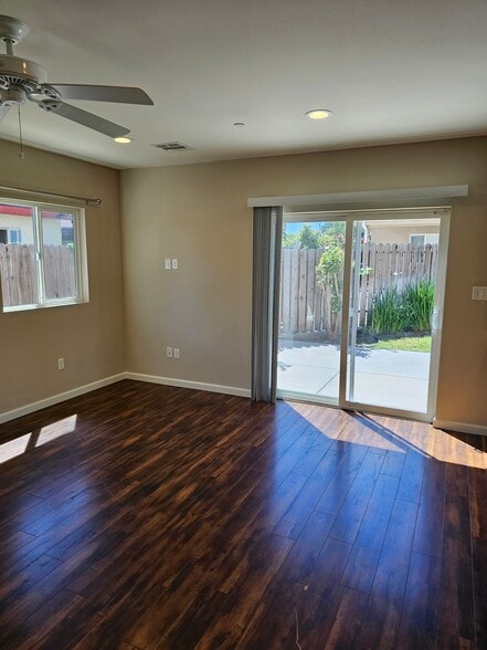 Building Photo - 6649 Cleon Ave