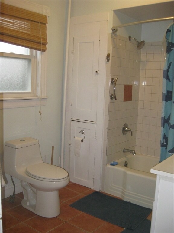 Building Photo - 45 Wellesley Park