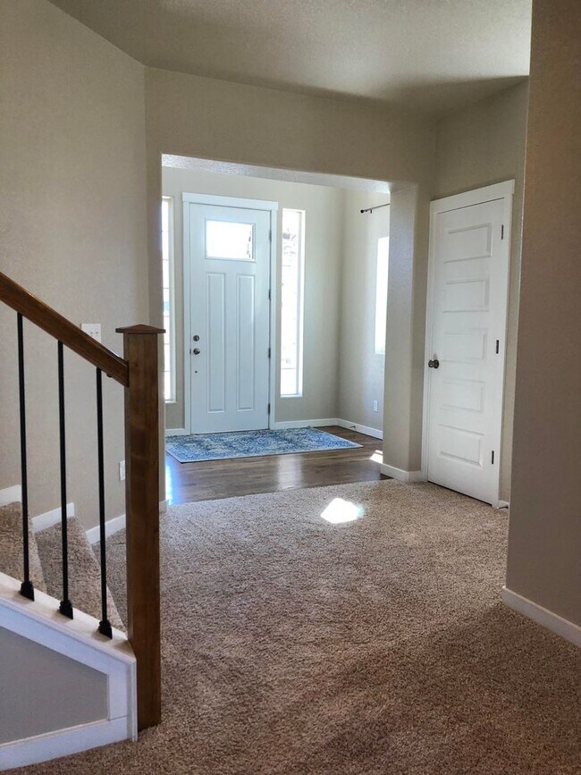 Building Photo - 6996 Tullamore Dr