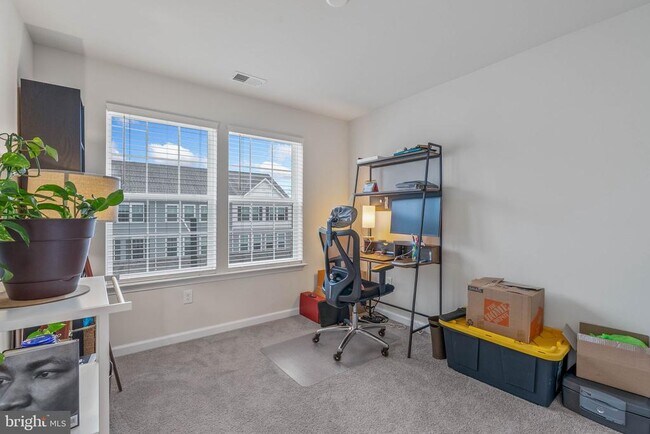 Building Photo - 29 Sister's Farmstead Rd