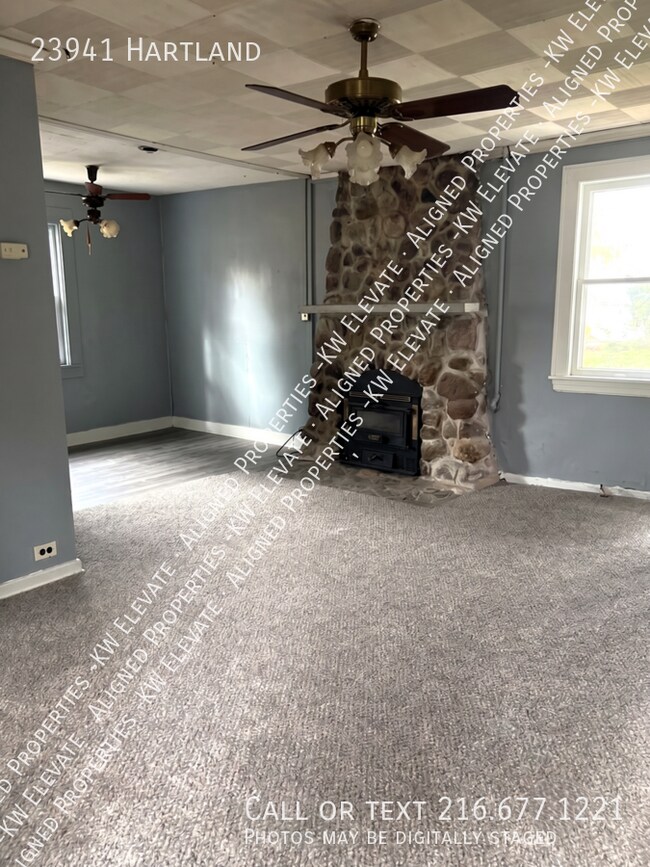 Building Photo - 23941 Hartland-
