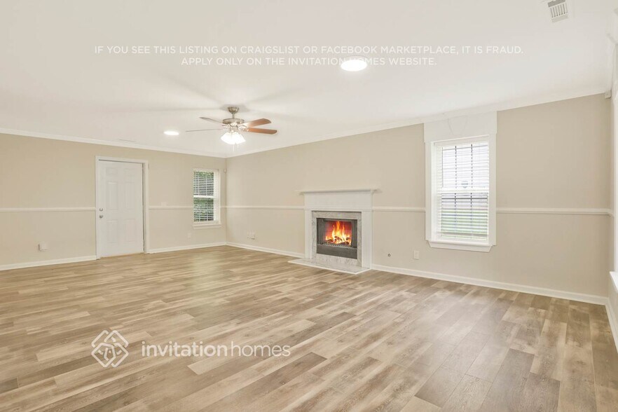 Building Photo - 4004 Melvin Dr SW