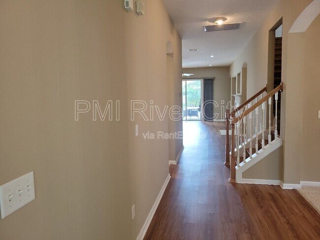 Building Photo - 14283 Big Spring St