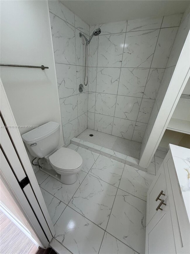Building Photo - 738 Mill Valley Pl