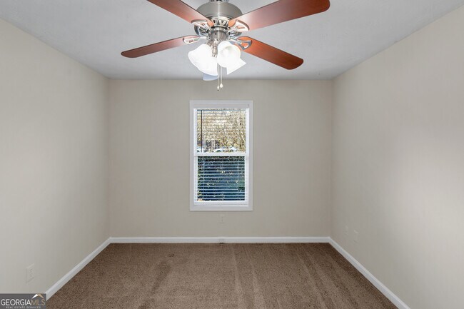 Building Photo - 75 Dove Landing