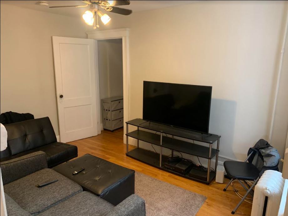 Building Photo - 220 Hanover St