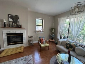 Building Photo - Peregrine 128