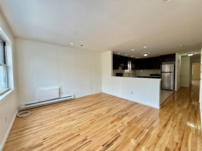 Building Photo - 20-14 College Point Blvd