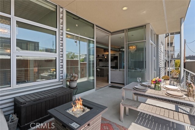 Building Photo - 4080 Glencoe Ave