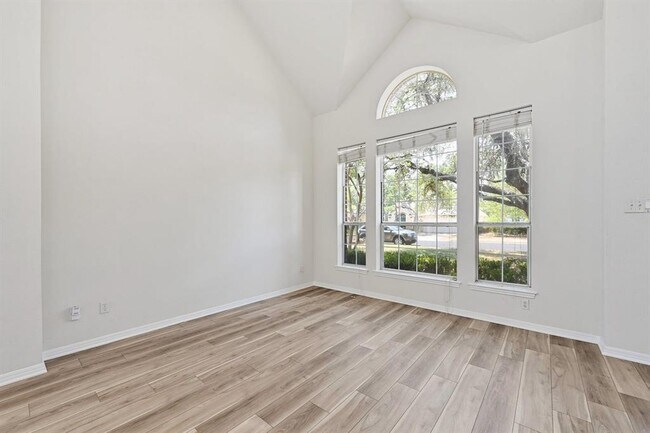 Building Photo - 8111 Cheno Cortina Trail