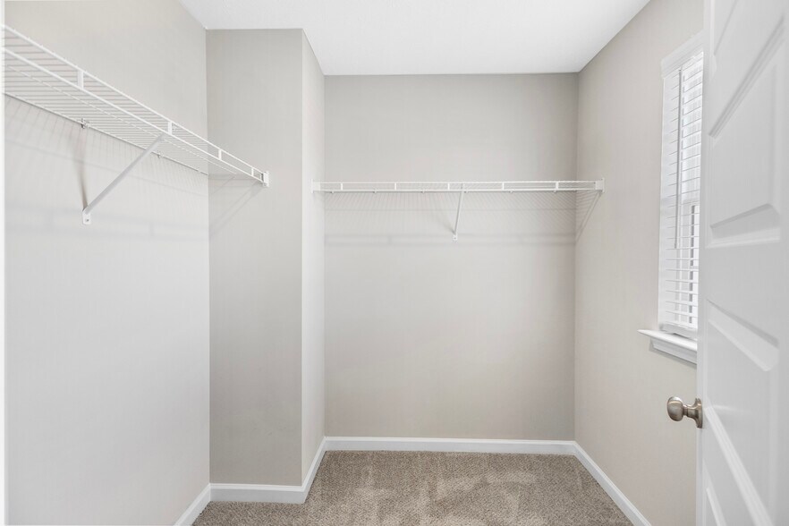 Building Photo - 4204 Spyglass Dr
