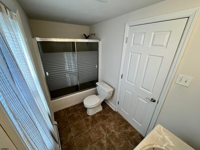 Building Photo - 9 N Wissahickon Ave