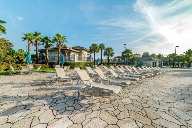 Building Photo - 9047 Stinger Dr