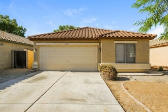 Building Photo - 11017 W Wilshire Dr