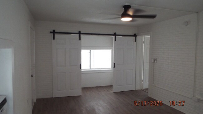Building Photo - 13787 Macdona Lacoste Rd