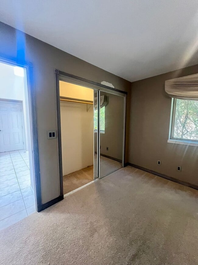 Building Photo - 5 Bedroom in Gated Birch Bay Community!