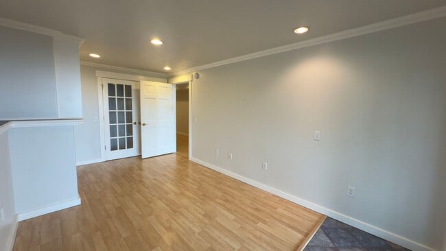 Building Photo - 1320 Madison Ave