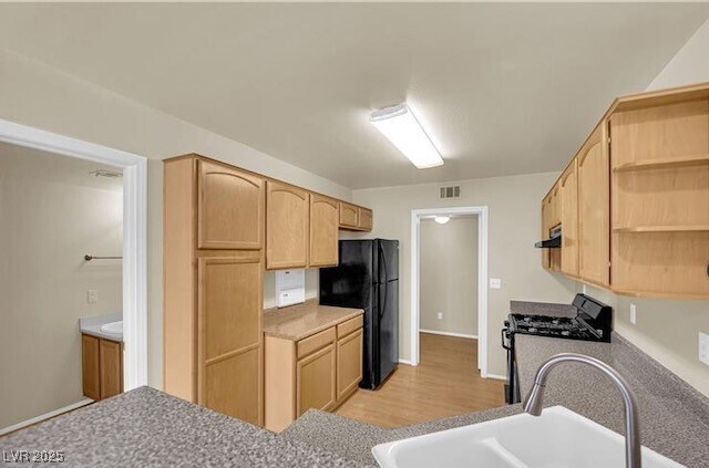 Building Photo - 457 Coral Sea St