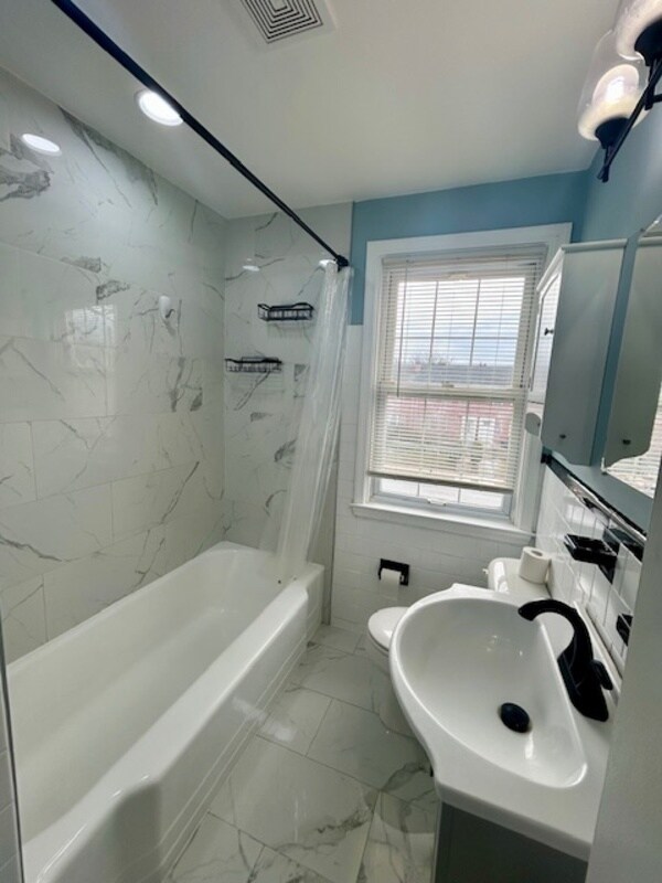 Building Photo - 8130 Kirkwall Ct