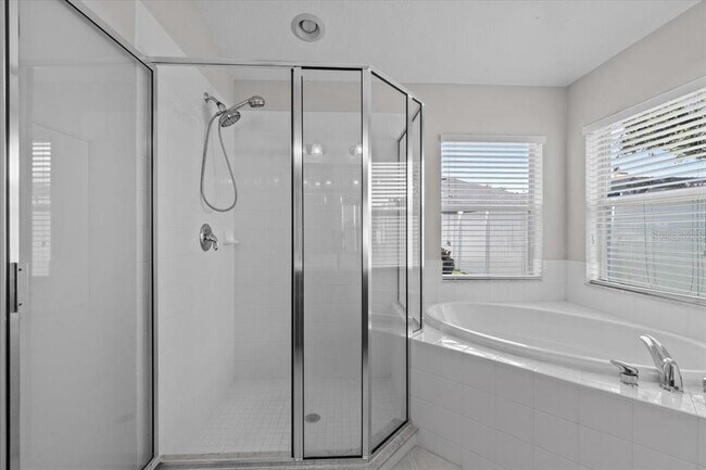 Building Photo - 3961 Hampton Hills Dr