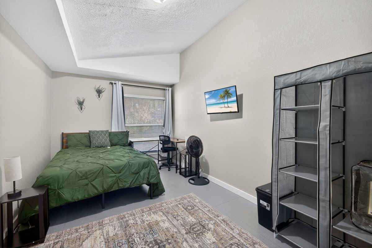 Building Photo - 1941 Brown Rd