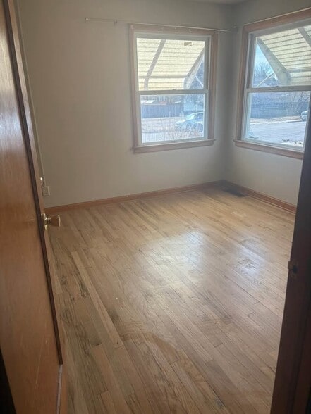 Building Photo - 1620 E 18th St