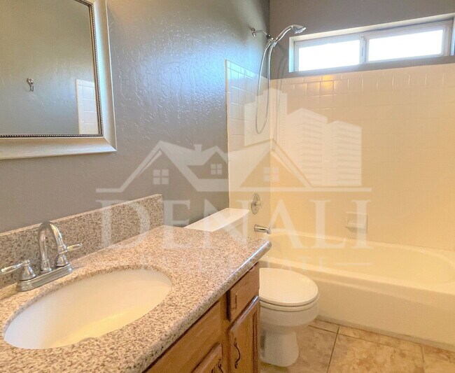 Building Photo - 3602 E Windmere Dr