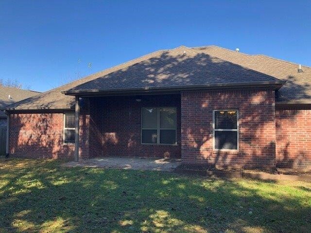 Building Photo - 1704 W Kelley Dr