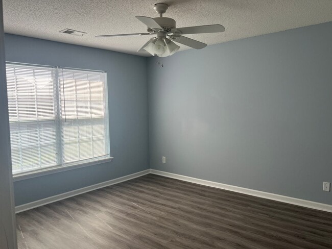 Building Photo - WINDSOR GREEN CONDOS @ CAROLINA FOREST