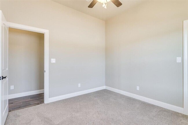 Building Photo - Beautiful Home in Abes Landing