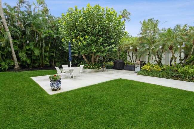 Building Photo - 2860 S Ocean Blvd