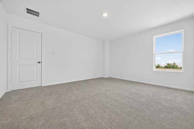 Building Photo - 16722 Spotted Oak Dr