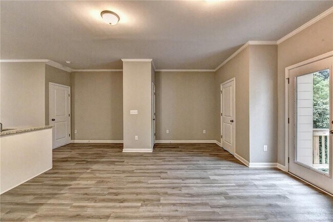 Building Photo - 2776 Laurel Ridge Cir